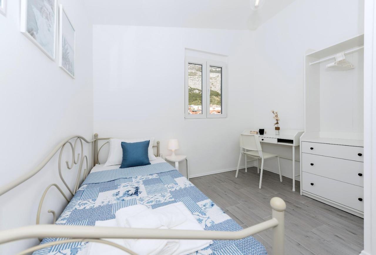 Vista Mare Apartment - 3 Bedroom, Sea View Makarska Zewnętrze zdjęcie